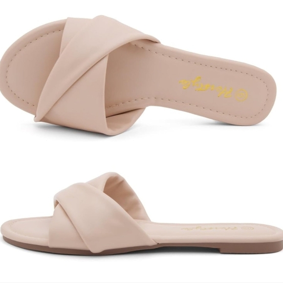 Herstyle Cream Women's Flats Sandals Size 8 - Picture 3 of 6